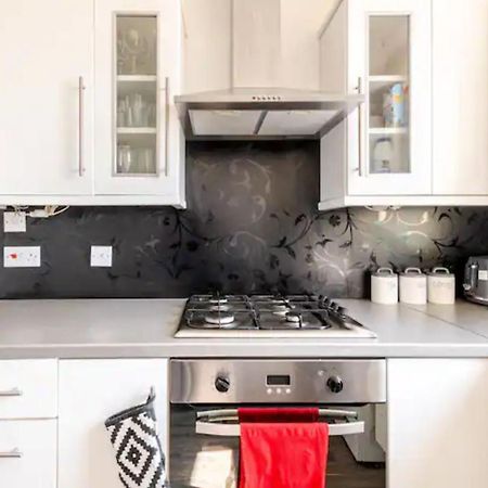 Castle View 2 Bedroom Apartment In Town Centre 헤이스팅스 외부 사진