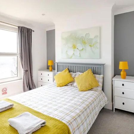 Castle View 2 Bedroom Apartment In Town Centre 헤이스팅스 외부 사진