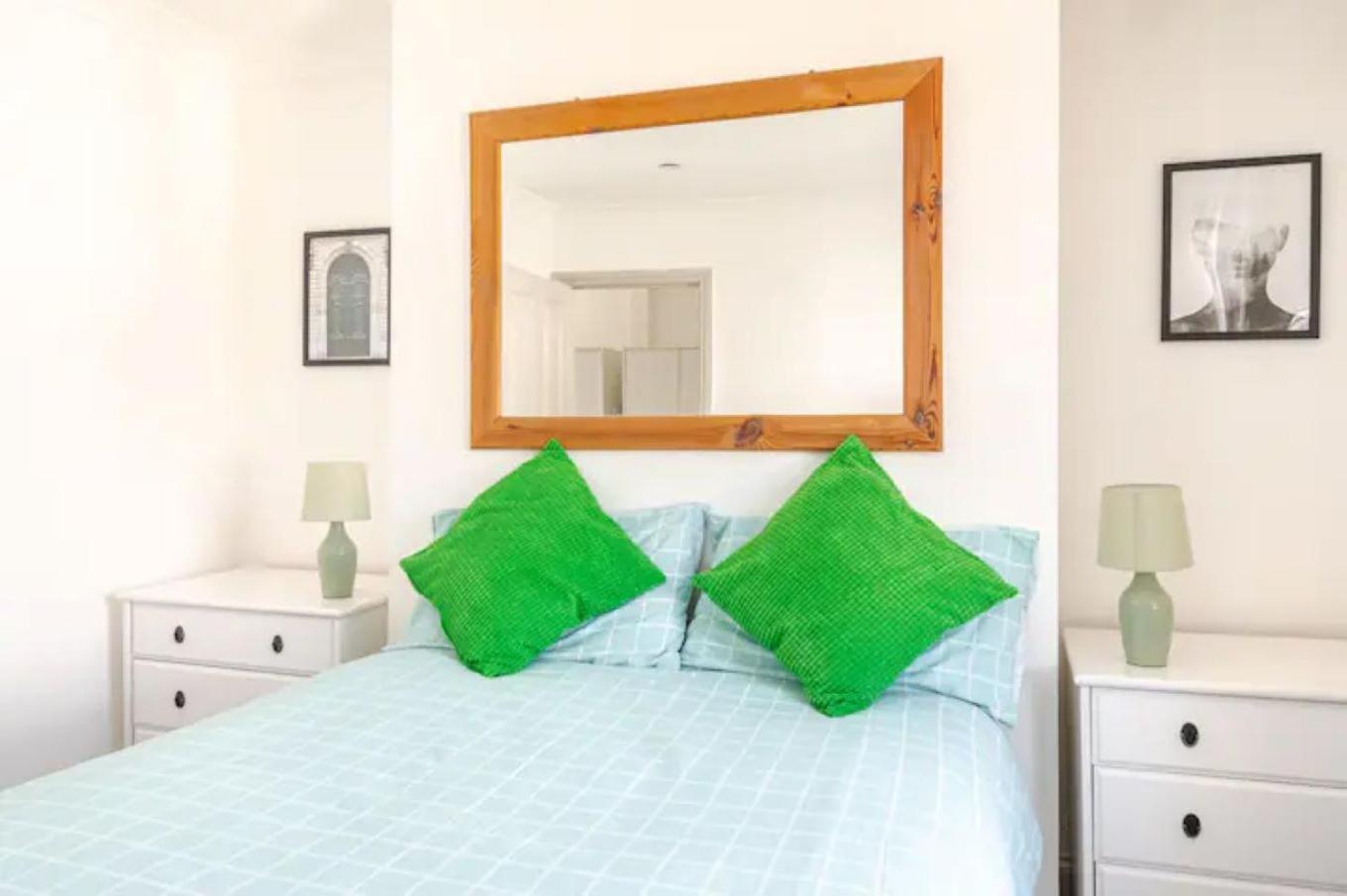Castle View 2 Bedroom Apartment In Town Centre 헤이스팅스 외부 사진
